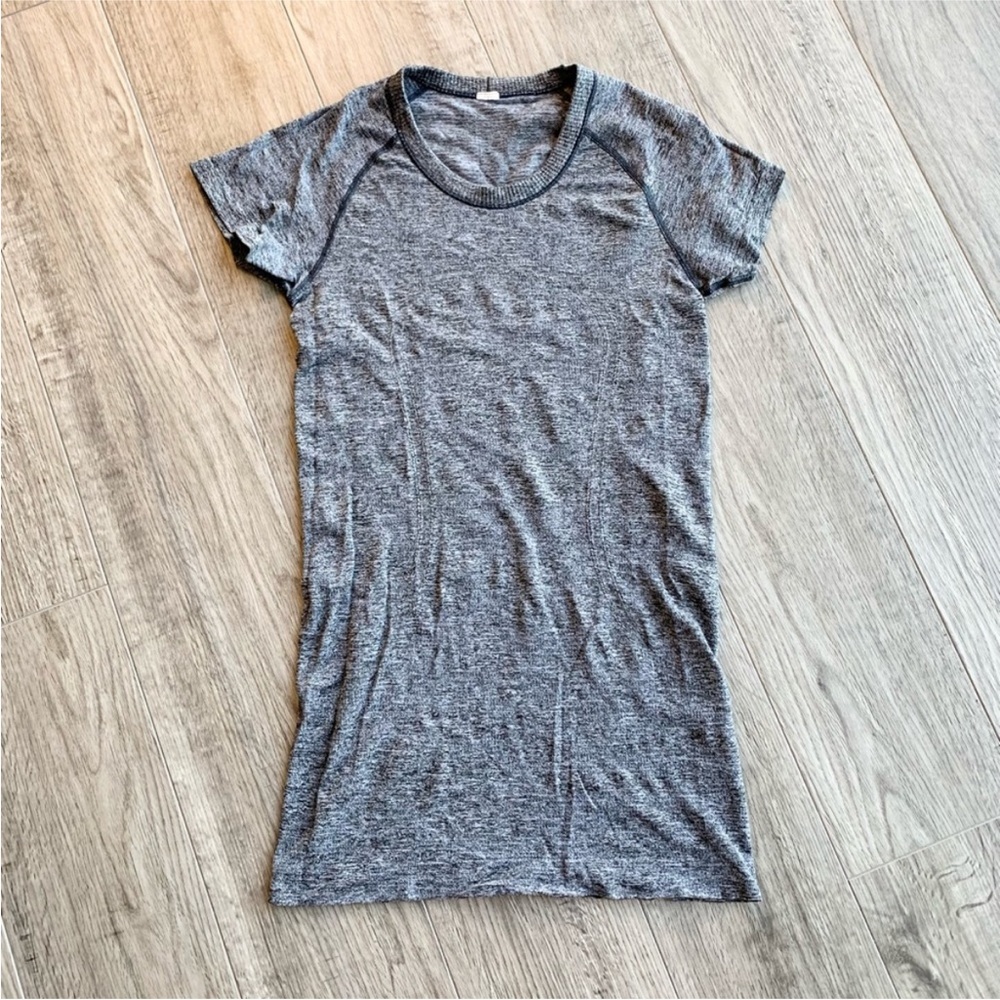 Lululemon Swiftly Tech Short Sleeve Shirt